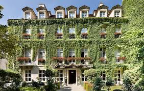 Le Pavillon de la Reine